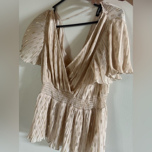 Express Tops - Express Medium Women’s Gold Swiss dot Babydoll Elegant Cream Pleated Top